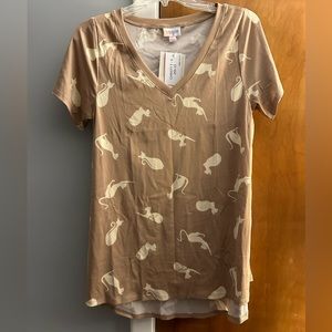 Lularoe Christy tee- small
